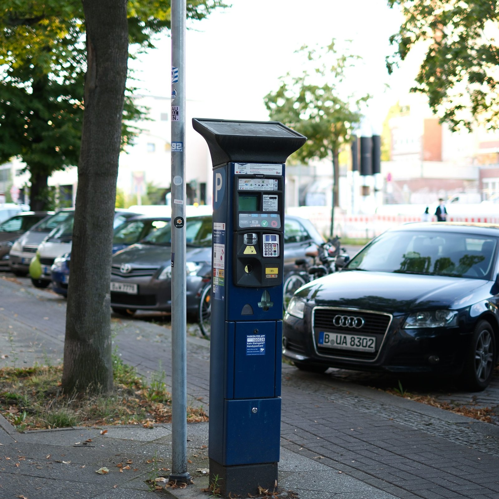 where to park in budapest center