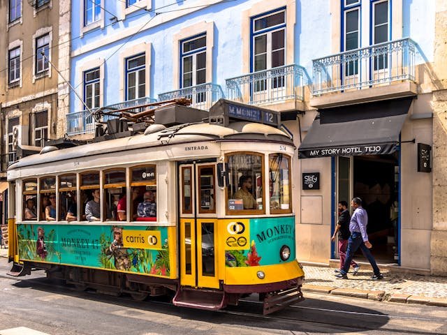 supermarkets in Lisbon